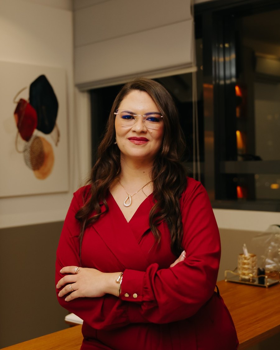 Dra. Stéphany Magalhães, biomédica esteta em Taubaté